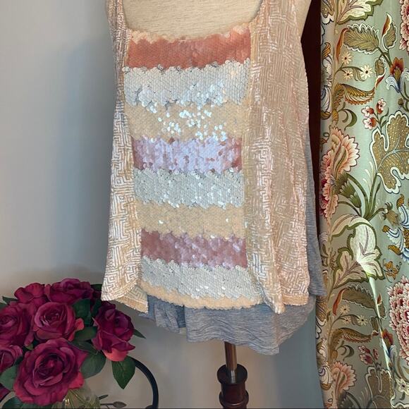 Tiny by Anthropologie sequin and velvet top NWT - Picture 2 of 11